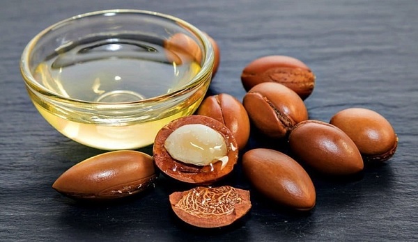 Dầu argan được chiết xuất từ quả argan chỉ có tại Morocco