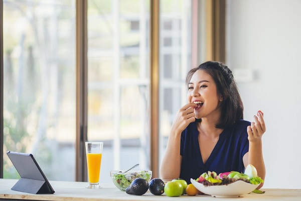 Duy trì thói quen lành mạnh giúp tóc khỏe và óng mượt